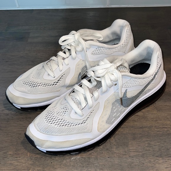 Nike Other - Nike Air Max White Men’s Size 13 Pre-owned